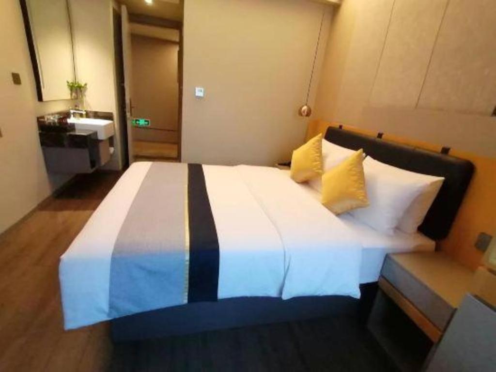Home Inn Kunming Baita Road Κούνμινγκ Εξωτερικό φωτογραφία