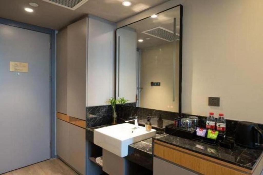 Home Inn Kunming Baita Road Κούνμινγκ Εξωτερικό φωτογραφία
